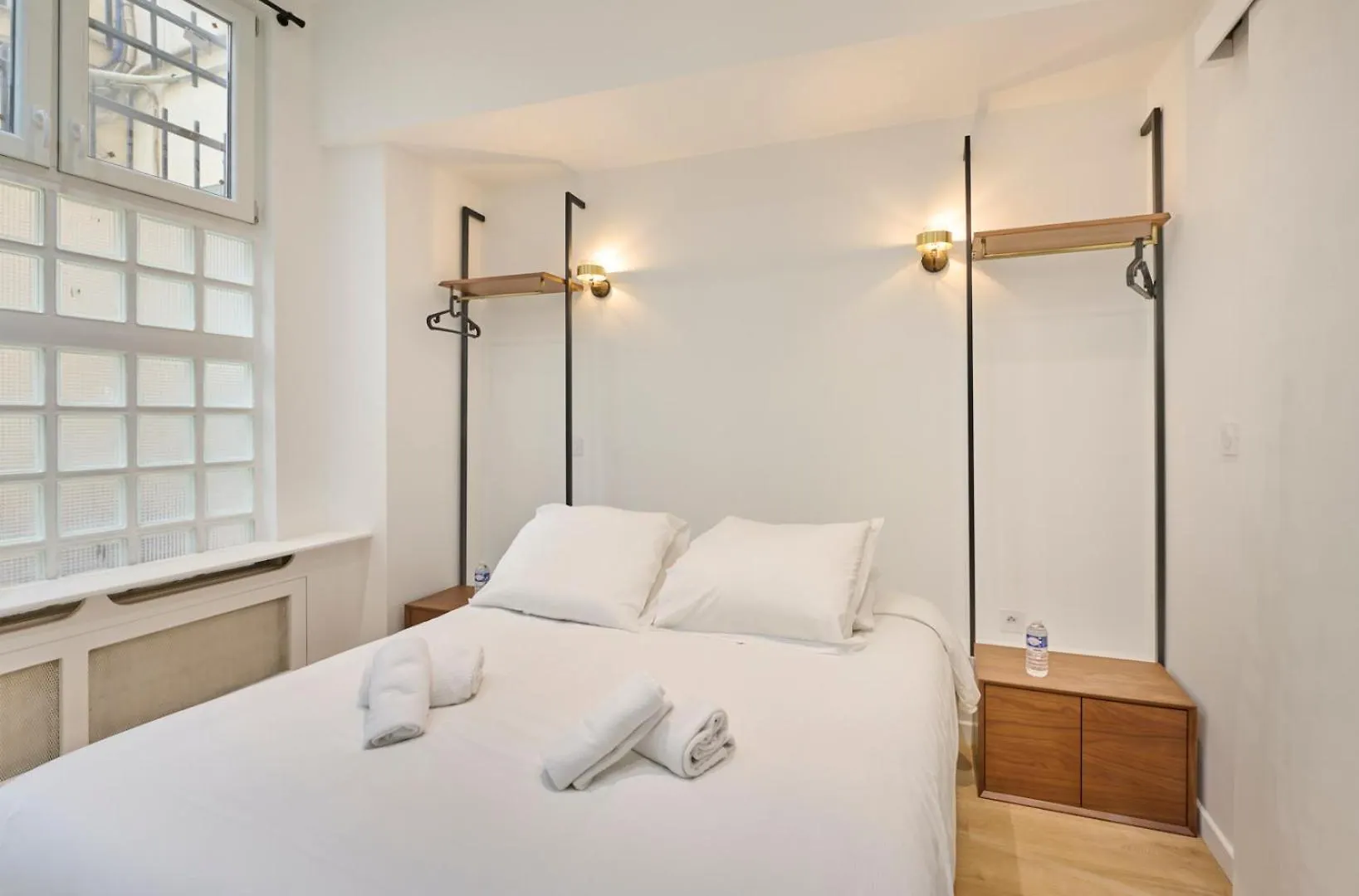 Marais - Modern Apartment Paris
